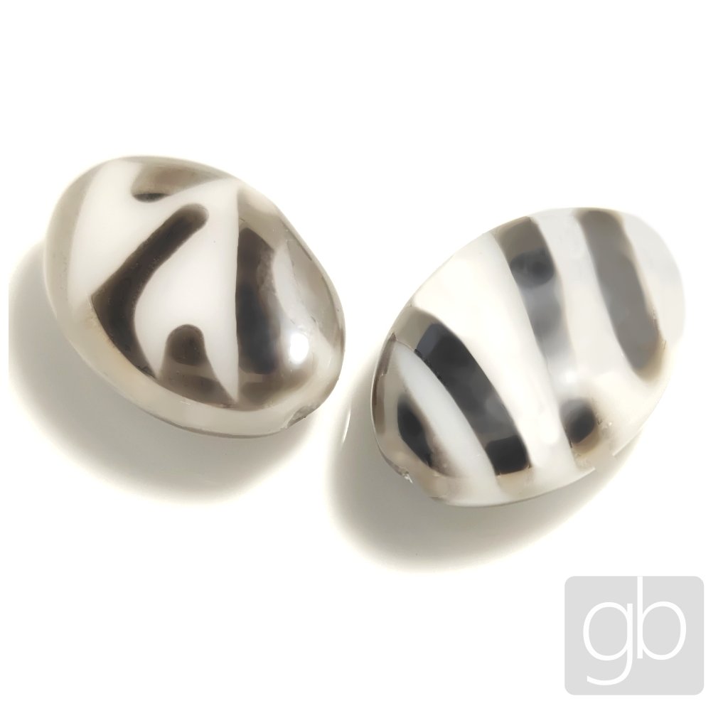 Mačkané perle Ovál Bílá 19 × 14 mm 1ks (Velikost produktu 19 mm × 14 mm, Barva Bílá)