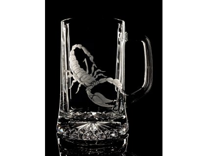 půllitr se štírem  - ručně ryté (broušené)