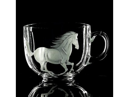 Hrnek skleněný na čaj 400ml s rytinou koně  - ručně ryté (broušené), dárková krabička
