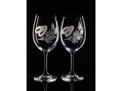 Svatební sklenice 2ks Lara 450ml na víno  - ručně ryté (broušené) dárek z lásky s rytinou prstýnků a jmény, dárek pro novomanželé, dárková krabička