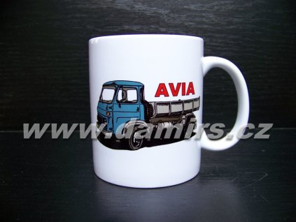 hrnek s motivem Avia skápěč