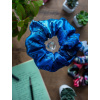 Gumicka do vlasu scrunchie Maky v kralovske modre 1