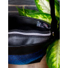 Crossbody kabelka modro cerna Maky v kralovske modre 02