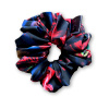 Saténová gumička scrunchie Bohatá Nespoutaná modročerná (1)