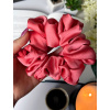 Saténová gumička scrunchies Bohatá Lososová DIVA La VIDA (2)