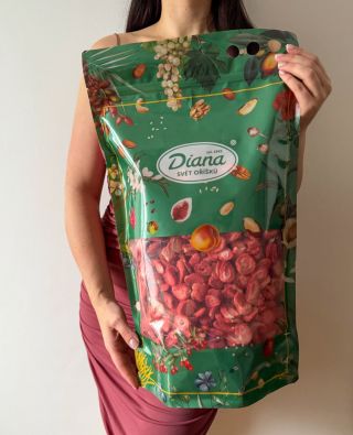 SOUTĚŽ o XXL balení lyofilizovaného ovoce. 🍓🥭🍊 Rozhodli jsme se, že dva z vás odměníme XXL balením lyofilizovaných jahod a...