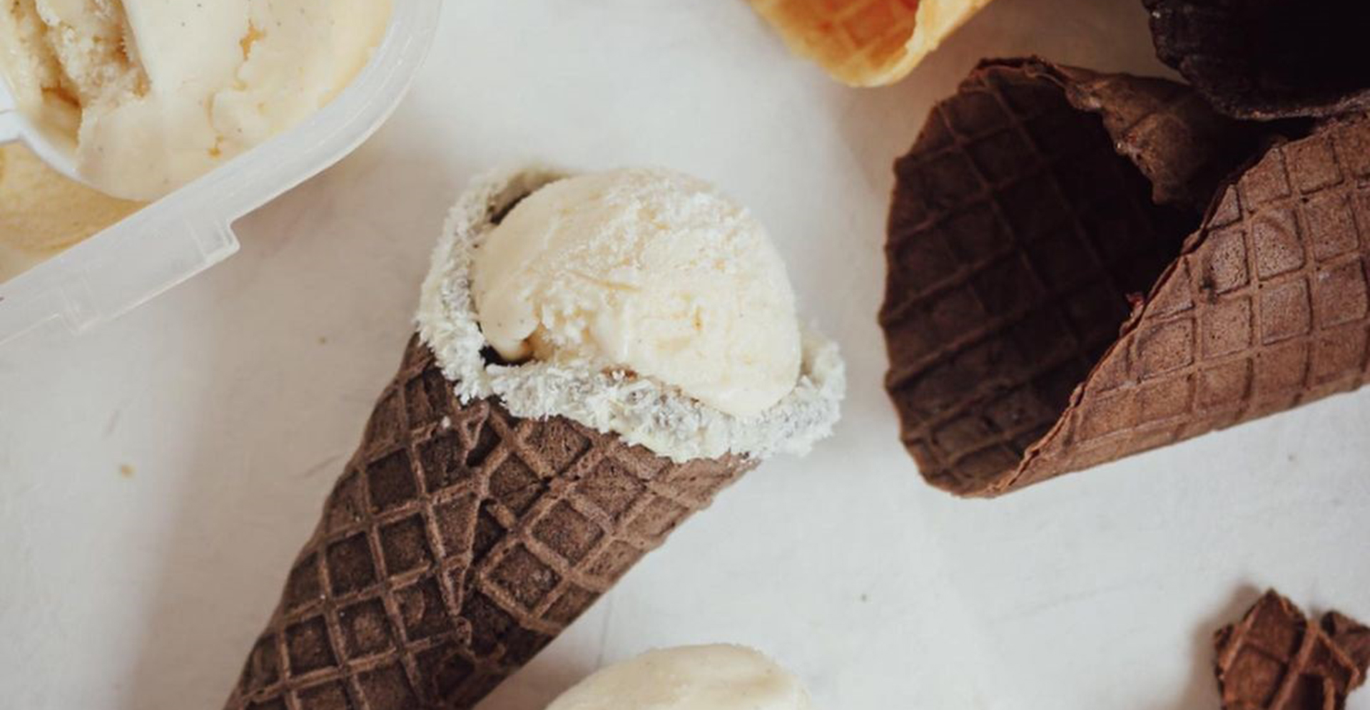 VAJEČNIAKOVO-VANILKOVÁ ZMRZLINA-DIANA COMPANY & MRS.PALACINKA-DIANA V KUCHYNI