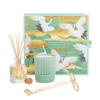 2 2729%20Portus%20Cale%20White%20Crane%20Coffret%20Candle%20and%20100ml%20DIffuser square1200