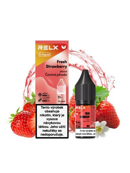 Fresh Strawberry fruit+splashes