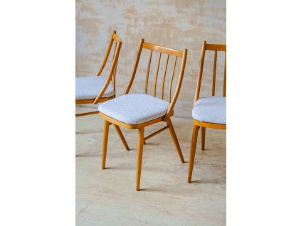 Židle ZNZ s novými sedáky