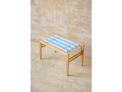 Květinový stoleček