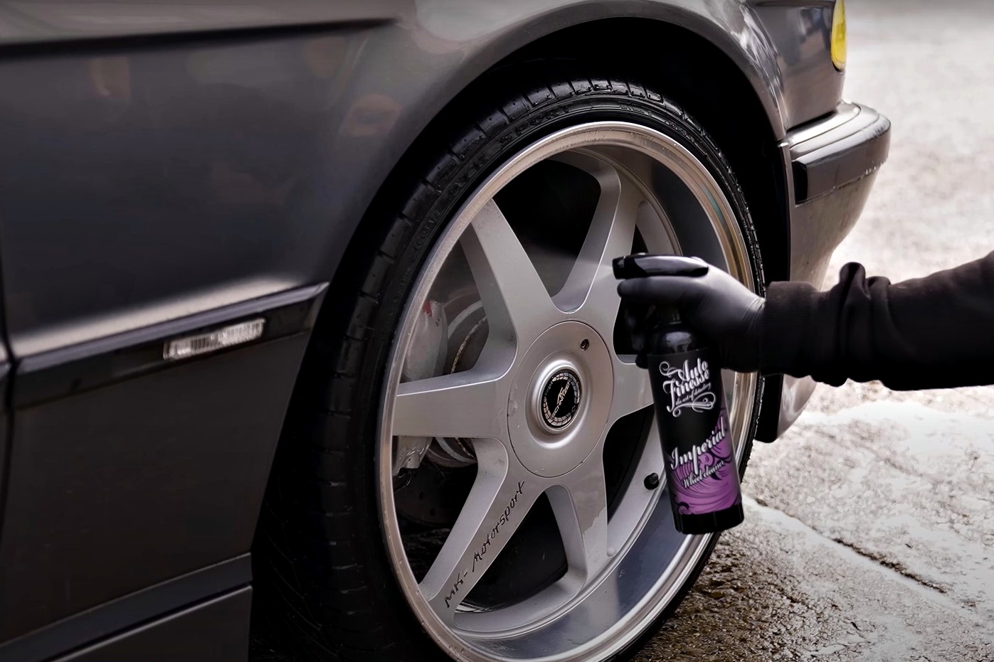 Auto Finesse Imperial Wheel Cleaner - nejlepší čistič alu kol na trhu?