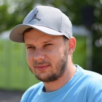                                     Marek Jandzík
                            