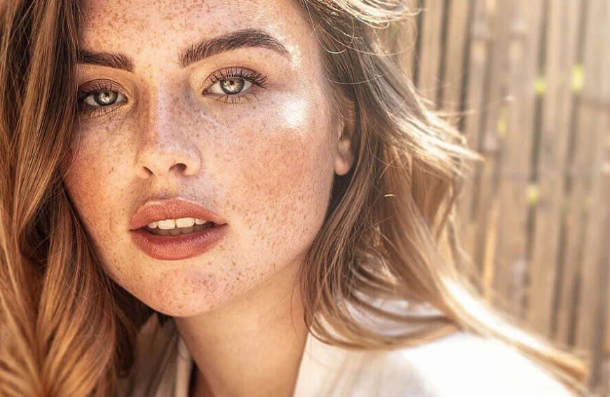Jak poznat poškození pleti od slunce