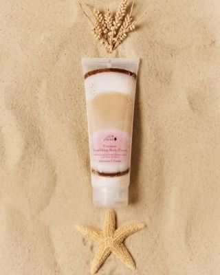 Zavřete oči… a na pár vteřin se ocitnete u moře. 🐚 Teplý vzduch, jemný vánek a vůně kokosu, která vás obejme stejně...