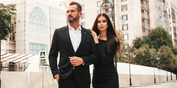 Co si obléct do divadla, abyste zazářili v roce 2025?