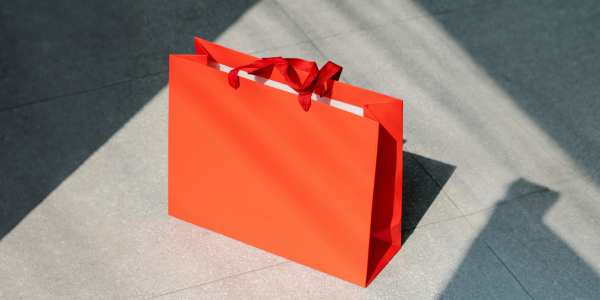 Jak vybrat pro partnerku kabelku k Vánocům?