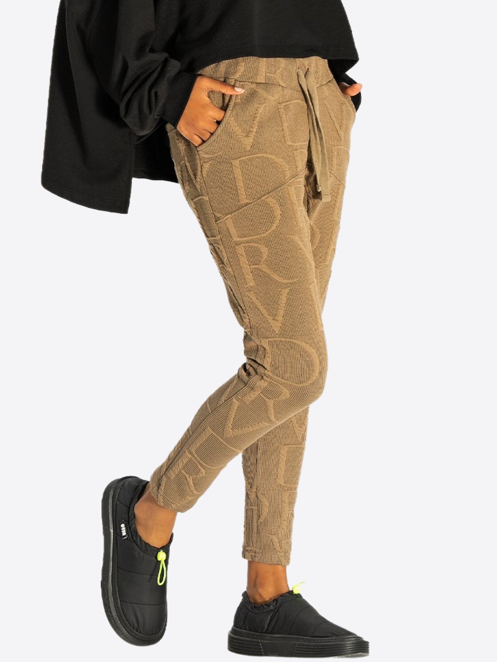 #VDR Camel Logo tepláky Veľkosť: M