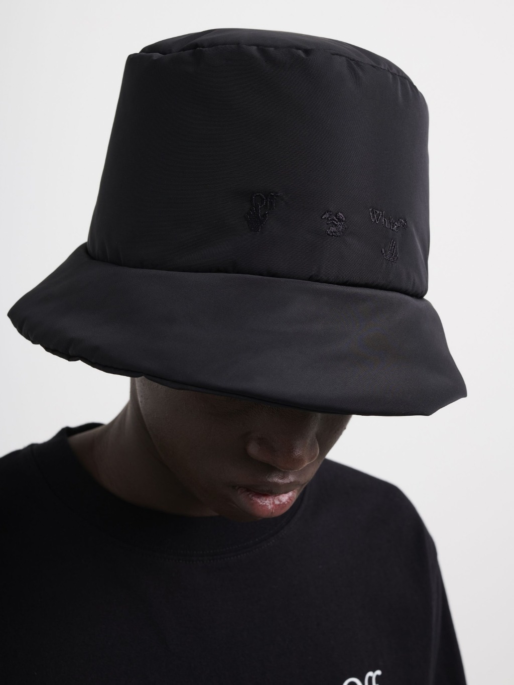 OFF-WHITE Logo Black klobúk