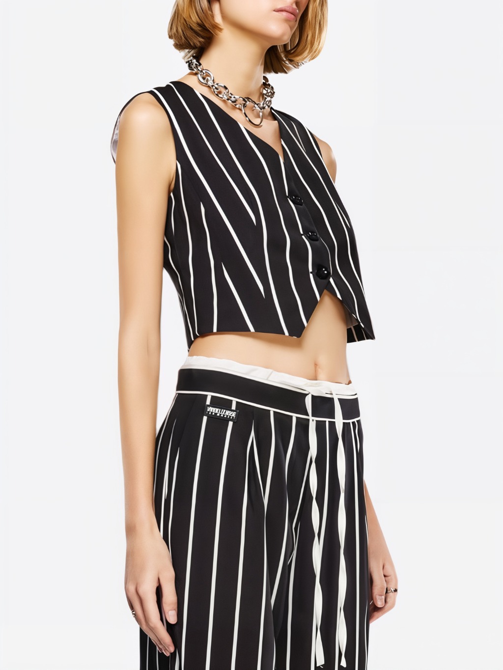 #VDR Decorous Black vesta Veľkosť: M – Obrázok 3