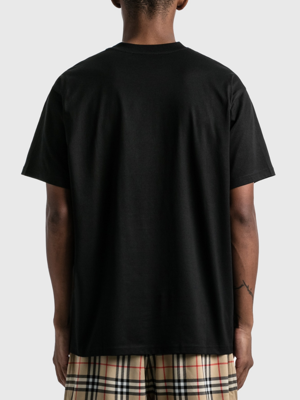 BURBERRY Emerson Black tričko Veľkosť: S – Obrázok 4