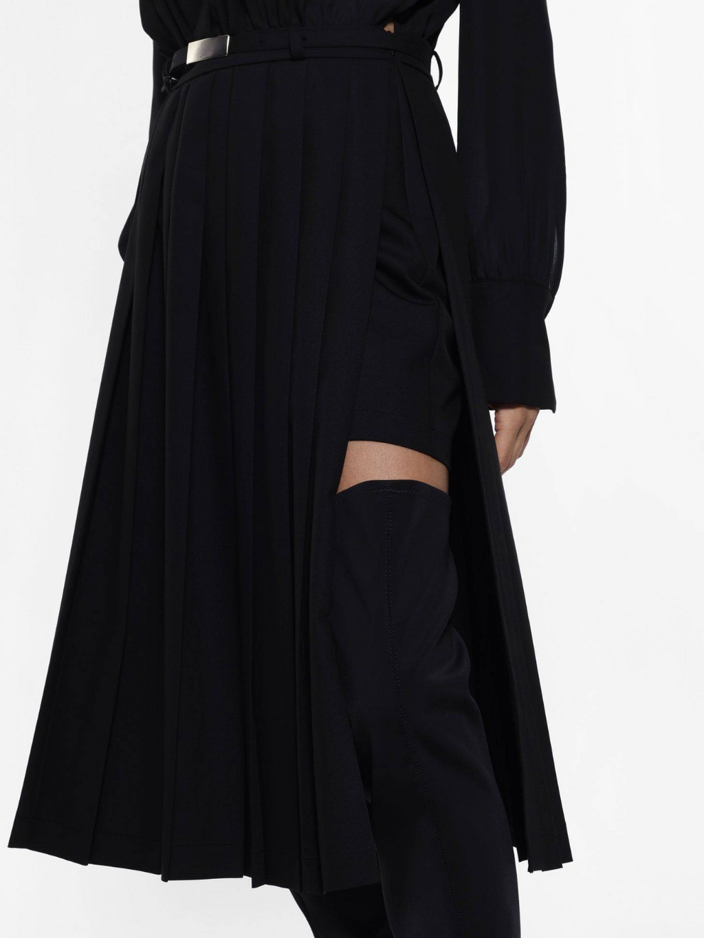 IMPERIAL Amara Black šaty Veľkosť: L – Obrázok 5