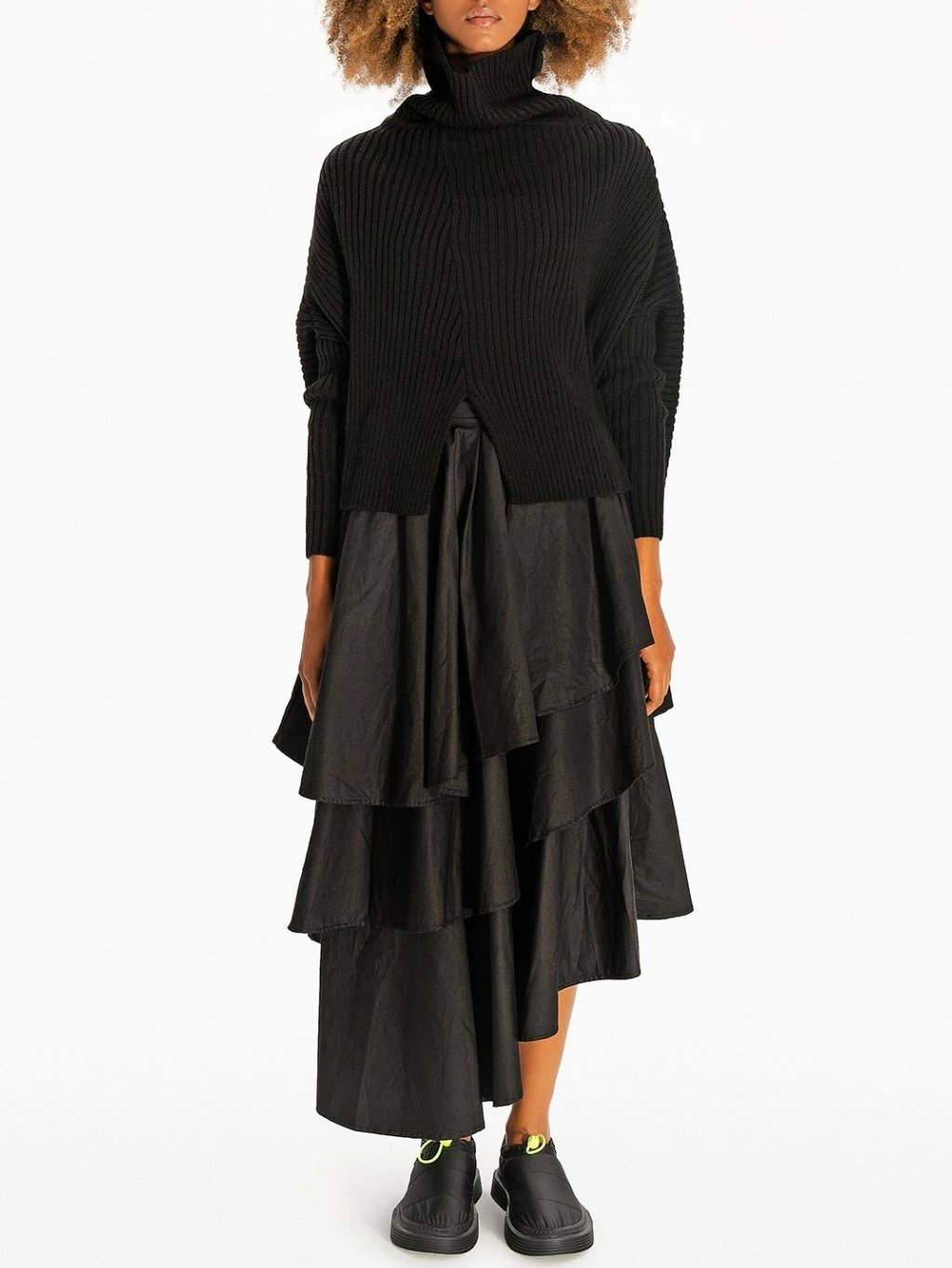 #VDR #VDR Etek Black sukňa Veľkosť: L