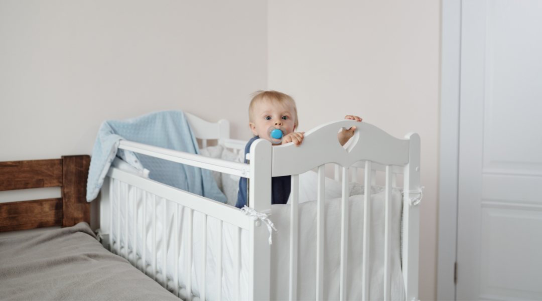 Bábätko v postieľke