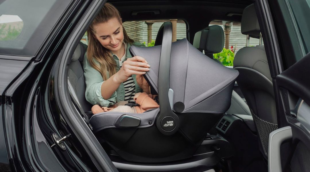 Vajíčko Britax-Römer Baby Safe Core - montáž na Isofixovú základňu