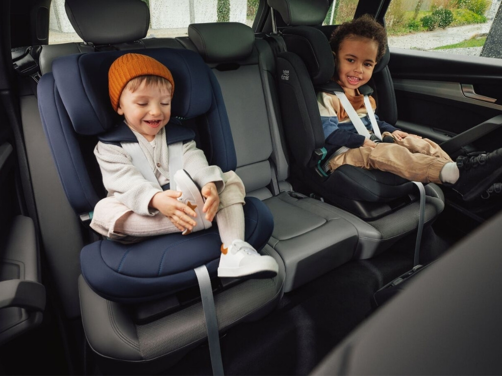 Autosedačky Britax-romer Evolvafix naištalované v aute