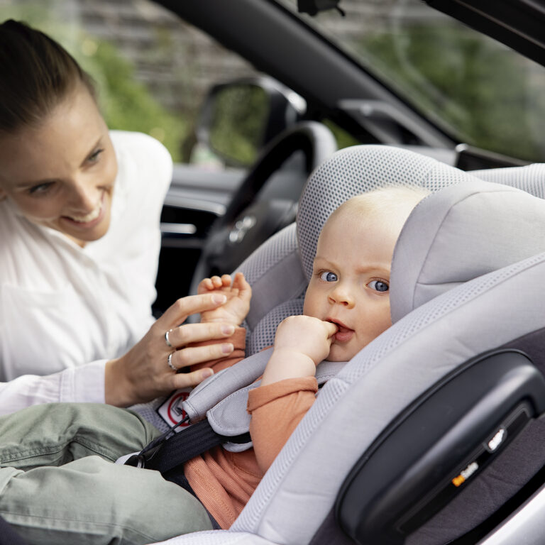 Autosedačka BeSafe Stretch Farba: Anthracite mesh