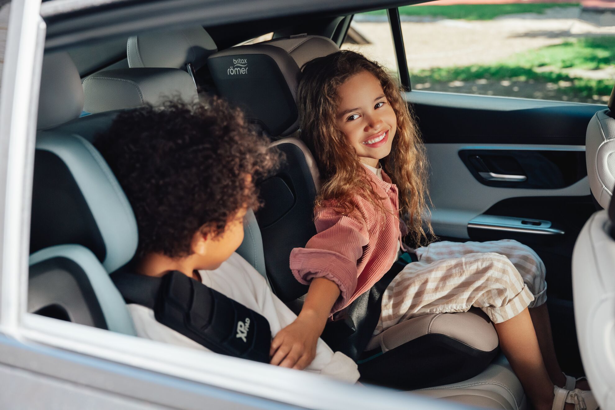 BRITAX Britax-Römer Kidfix Pro Lux Farba: Onyx Black
