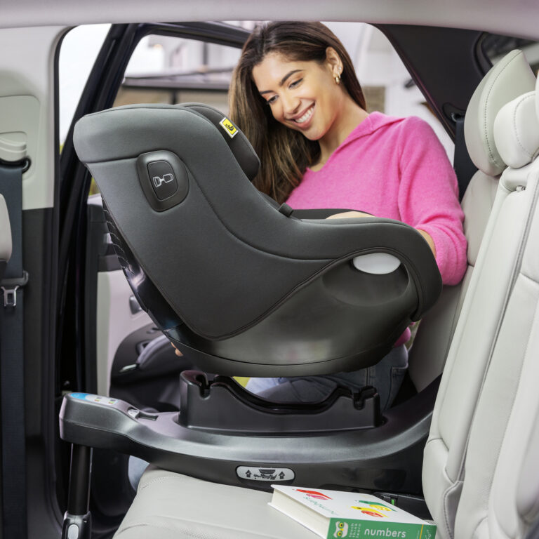 Autosedačka Graco SnugGo™ R129 Farba: Midnight
