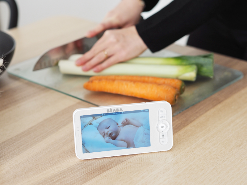 Videopestúnka Beaba Zen Premium White
