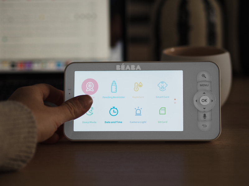 Videopestúnka Beaba Zen Premium White