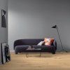 drevena podlaha parador basic 11 5 dub 1595135 v interieri s pohovkou