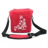 365118 1 taska na kameru polyester cervena flower suchy zip 17x18x10 s popruhem pres rameno logo