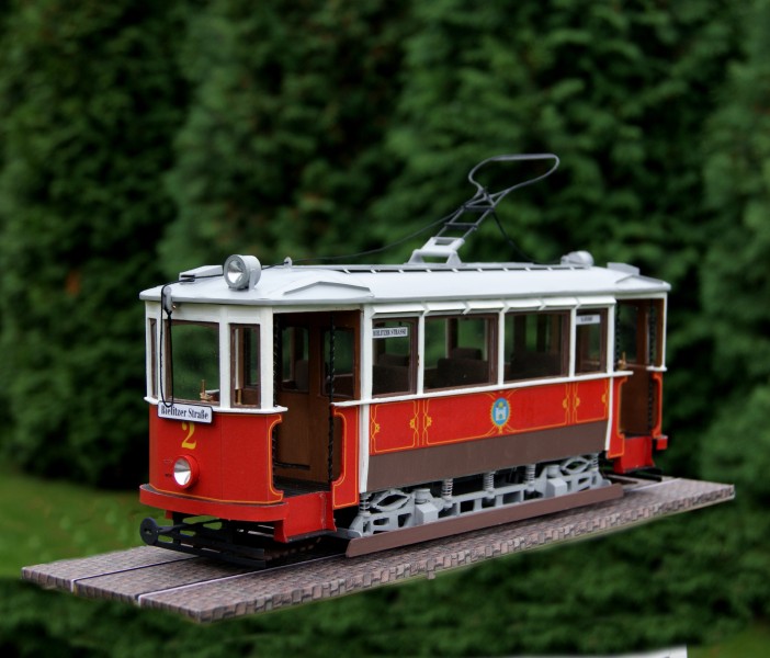 Těšínská tramvaj Ringhoffer na stole aneb jak jsem se už úplně zbláznil.