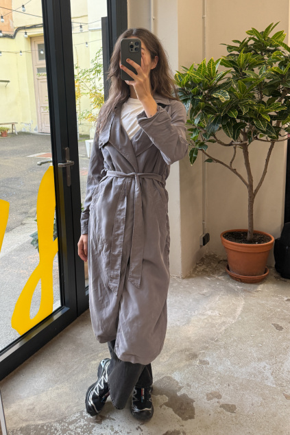 Šedý Trenčkot Laura Ashley