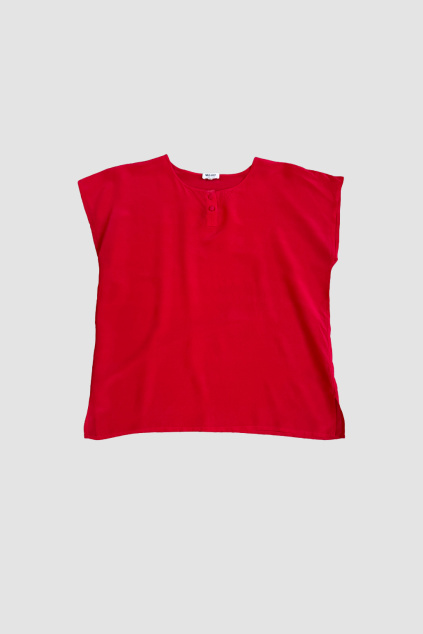 Červená Hedvábná Halenka