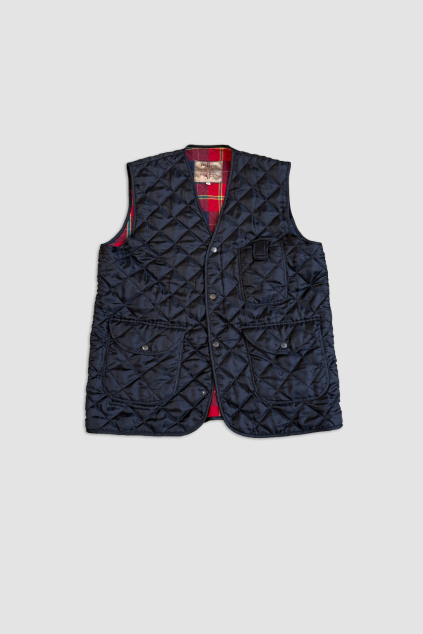 Černá Prošívaná Vesta