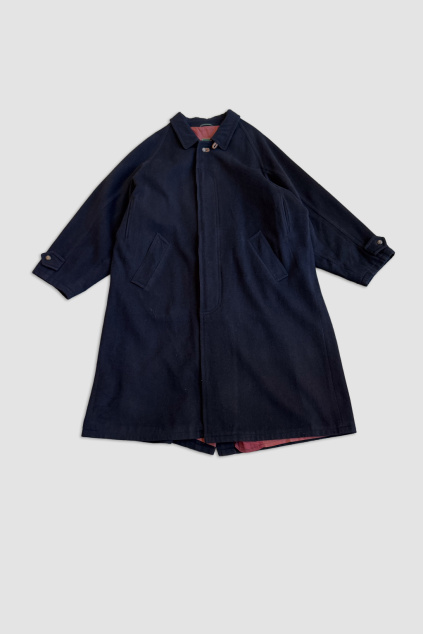 Tmavě Modrý Kabát