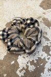 Károvaná Vlněná Scrunchie