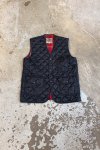 Černá Prošívaná Vesta