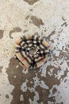 232929 karovana vlnena scrunchie