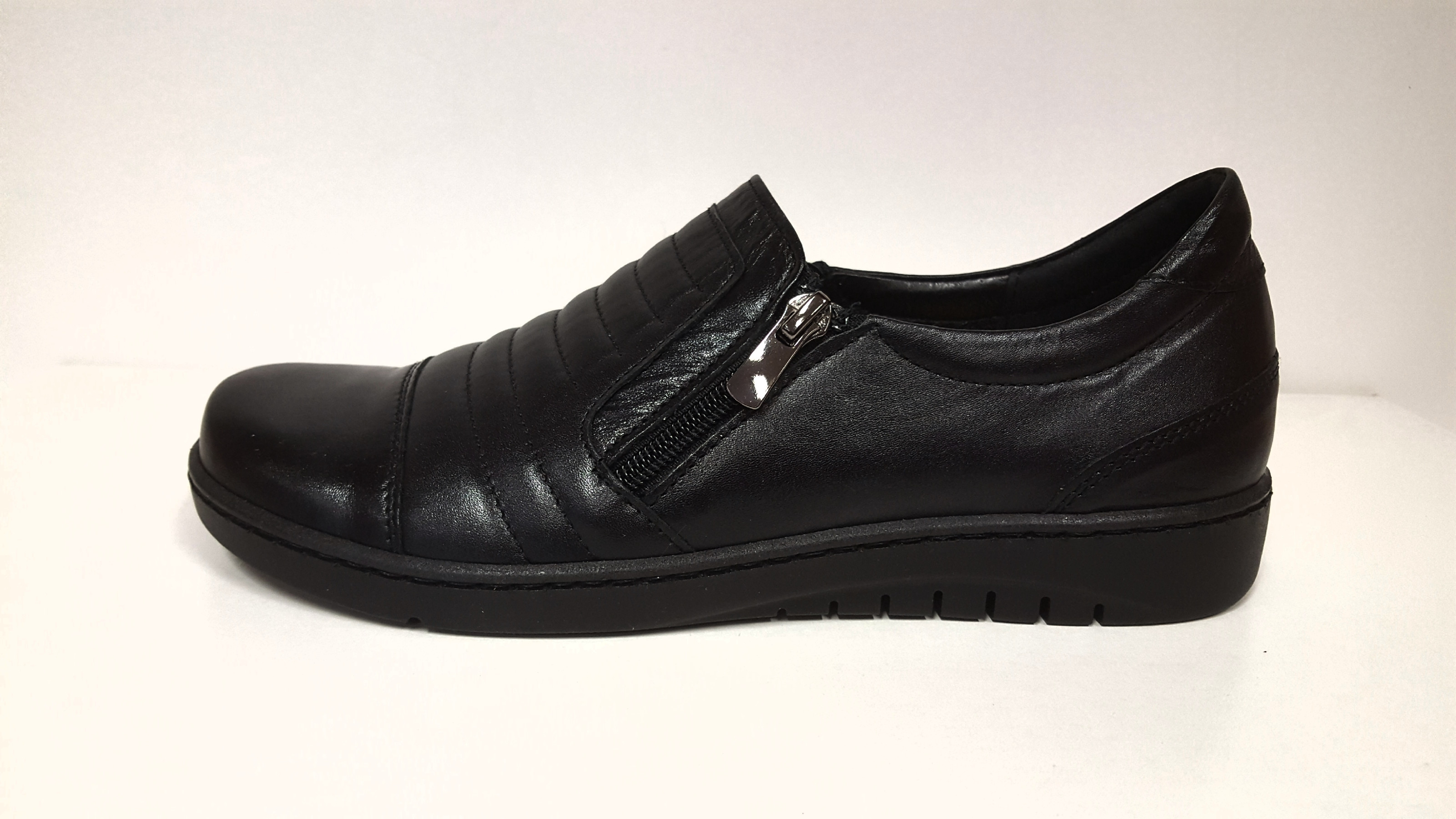 Dámské Kožené černé boty na nízkém klínku dva zipy STEFANO 11720 Tabulka dámských velikostí: 39