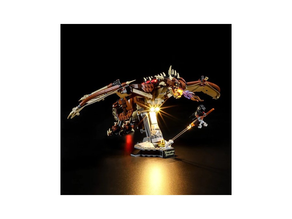 hungarian horntail dragon 76406 lightailing moc 600x.jpg