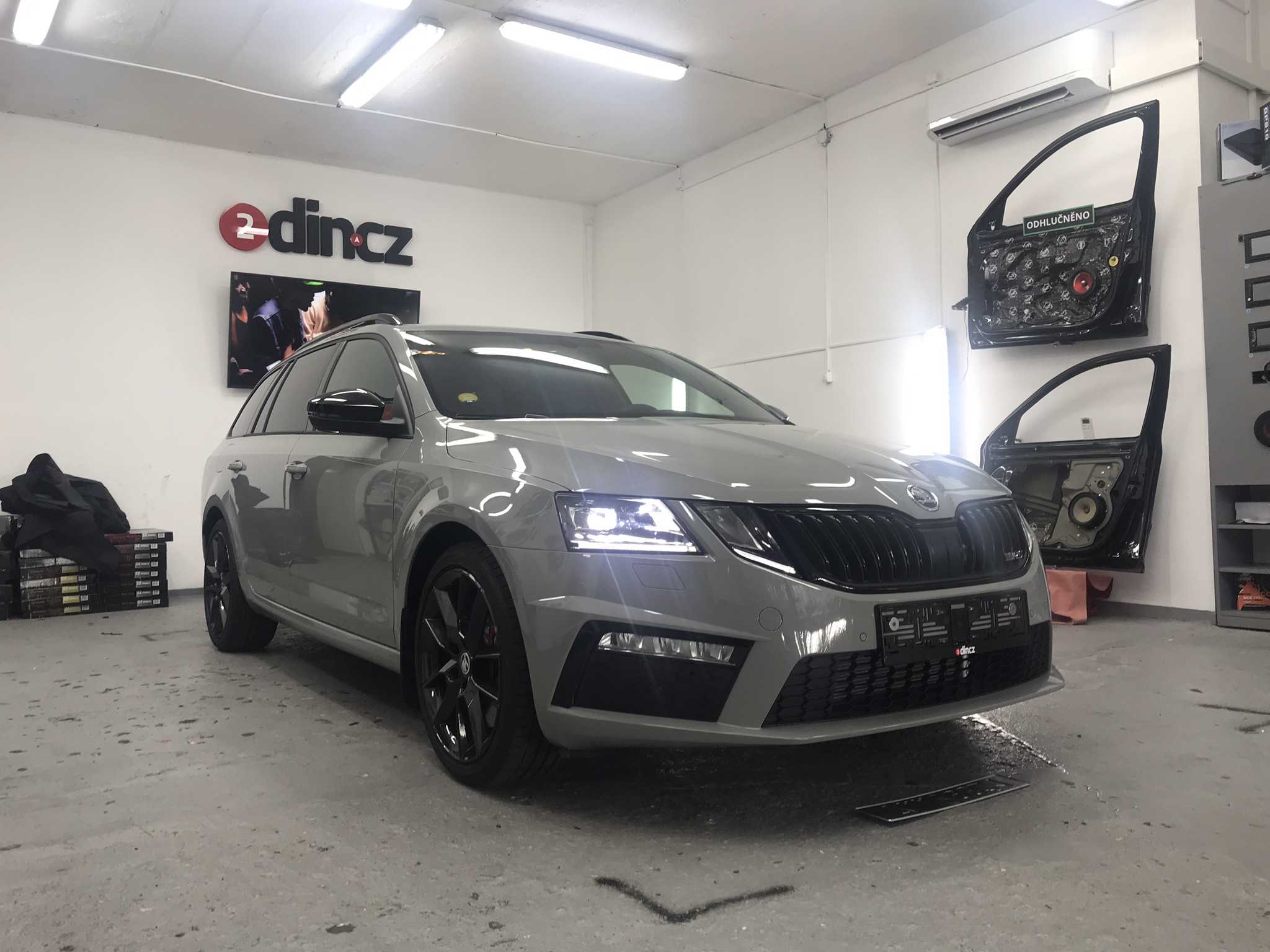 Škoda Octavia III RS Combi - Kompletní odhlučnění