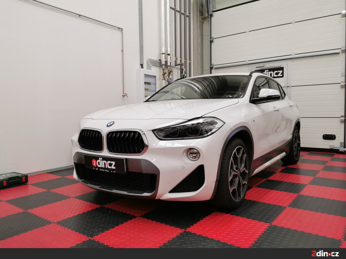 BMW X2 - Odhlučnění interiéru & výměna reproduktorů