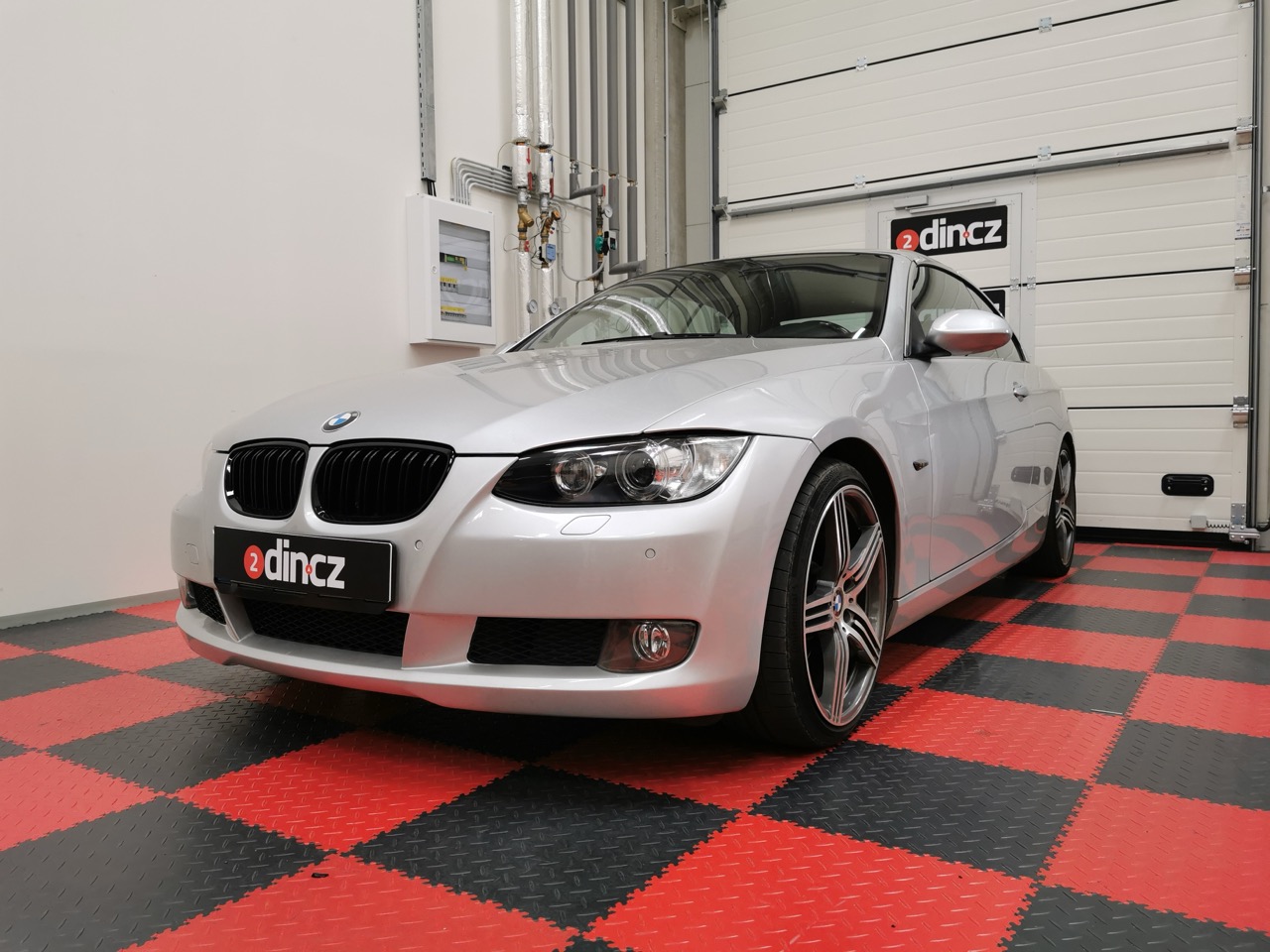 BMW 3 e93 - Počátek nové audio éry